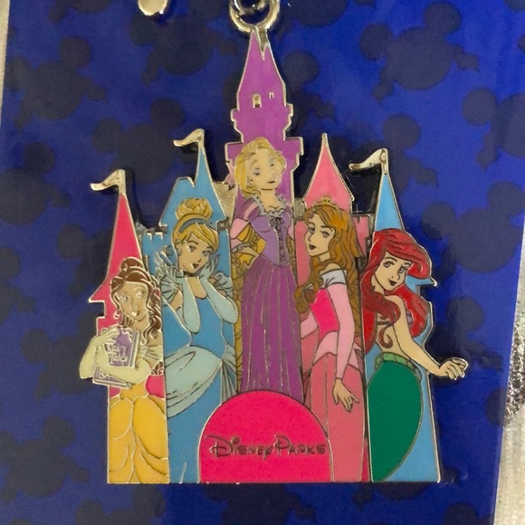 💫 New Disney Princess Lanyard Clip! - Picture 2 of 4